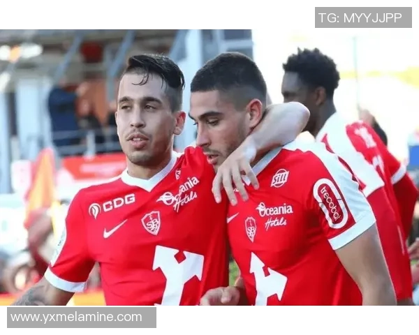 法甲中游对决：斯特拉斯与布雷斯特谁能在欧战与保级争夺中胜出